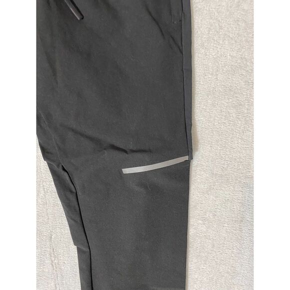 U510 Under 5'10 NWT New Performance Joggers Black Athletic Short 30x26 E410 - Picture 2 of 8